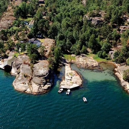 Family-friendly Coastal Getaway Near 3 * Kragerø