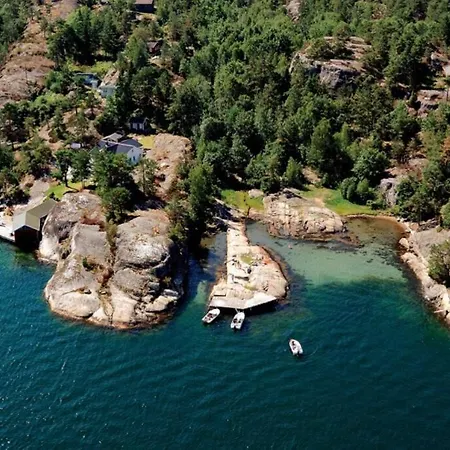 Family-friendly Coastal Getaway Near 3 * Kragerø