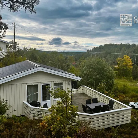 Family-friendly Coastal Getaway Near 3